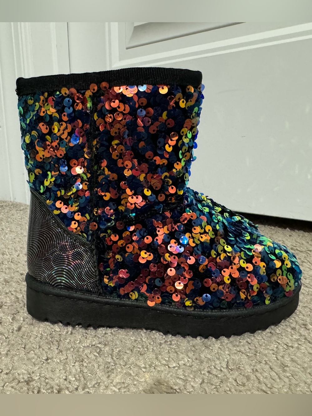 Adorable Link toddler girls size 9 multi color sequin faux fur lined boots new